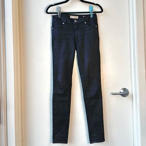 Bullhead black low rise skinniest stretchy pants size 1